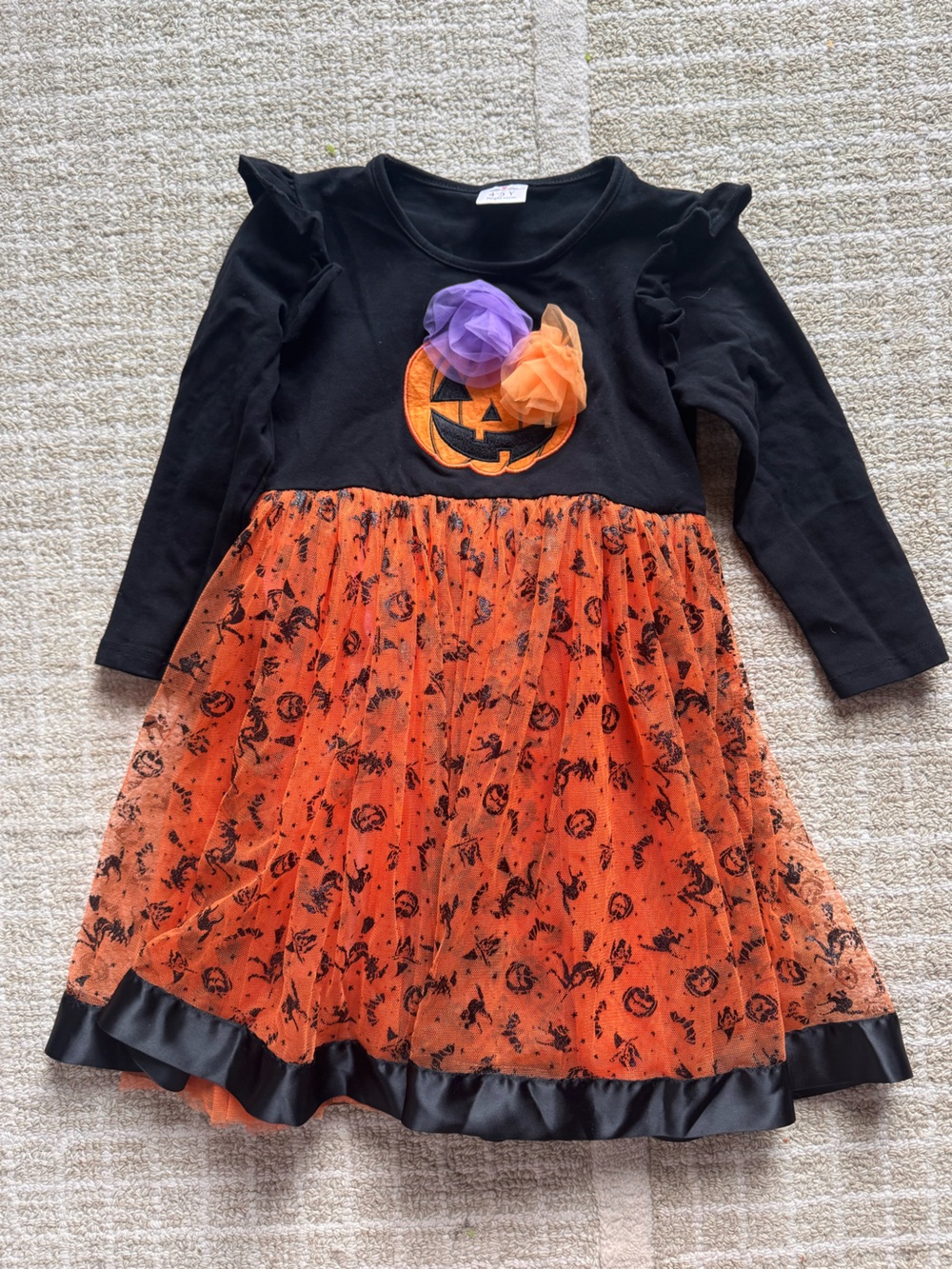 Girls Halloween dress size 4-5 years